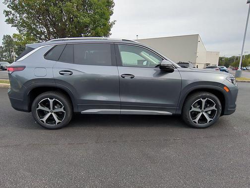 2025 Volkswagen Tiguan 2.0T SE 4MOTION