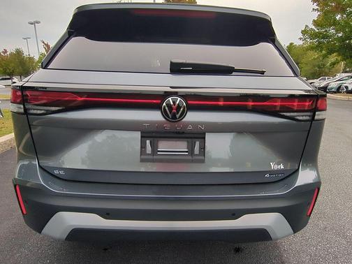 2025 Volkswagen Tiguan 2.0T SE 4MOTION
