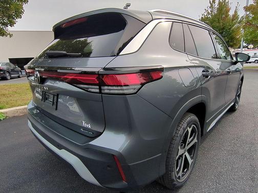 2025 Volkswagen Tiguan 2.0T SE 4MOTION