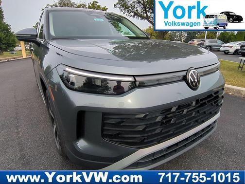 2025 Volkswagen Tiguan 2.0T SE 4MOTION