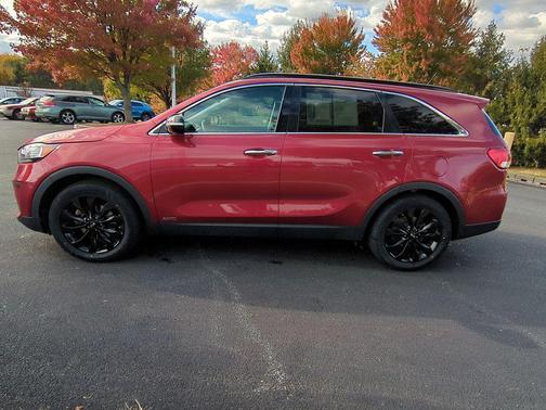 2019 Kia Sorento S