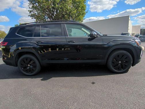 2026 Volkswagen Atlas 2.0T SE w/Technology 4MOTION