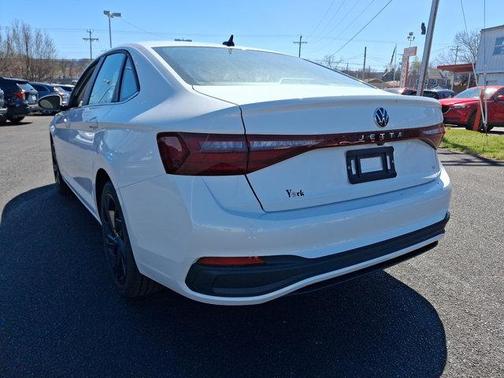 2025 Volkswagen Jetta 1.5T SE