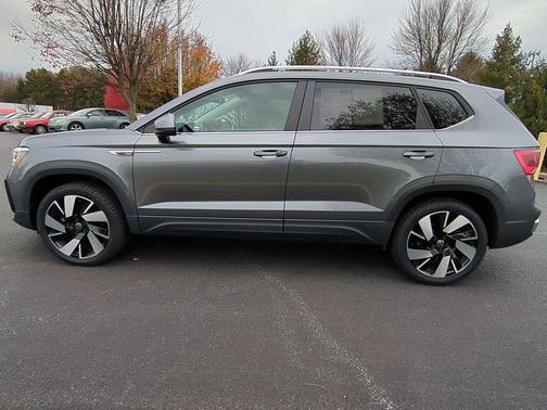 2024 Volkswagen Taos 1.5T SEL