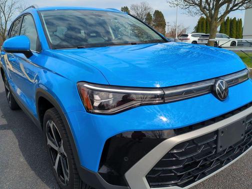 2025 Volkswagen Taos 1.5T SEL