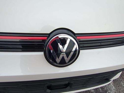 2025 Volkswagen Golf GTI 2.0T S DSG