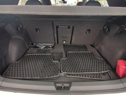 2025 Volkswagen Golf GTI 2.0T S DSG