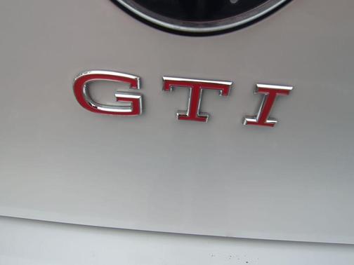 2025 Volkswagen Golf GTI 2.0T S DSG