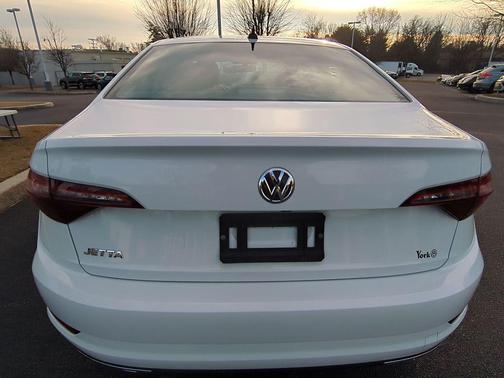 2021 Volkswagen Jetta 1.4T R-Line