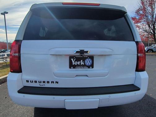 2020 Chevrolet Suburban LT