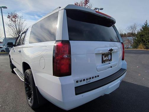 2020 Chevrolet Suburban LT