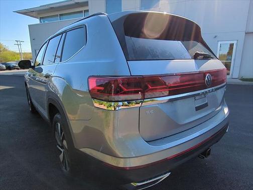 2025 Volkswagen Atlas 2.0T SE w/Technology 4MOTION