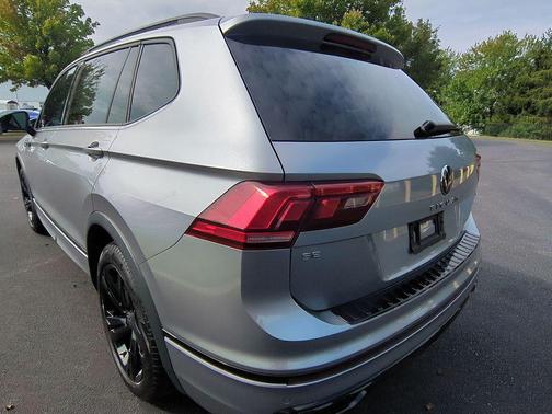 2024 Volkswagen Tiguan 2.0T SE R-Line Black 4MOTION