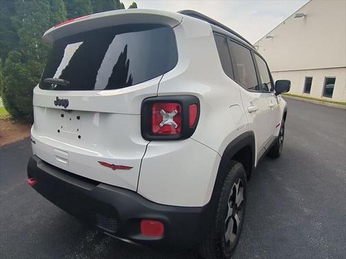 2022 Jeep Renegade Trailhawk