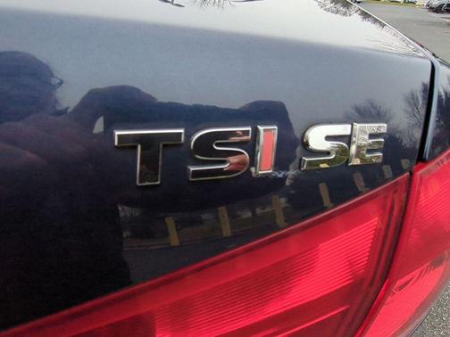 2014 Volkswagen Passat 1.8T Auto SE