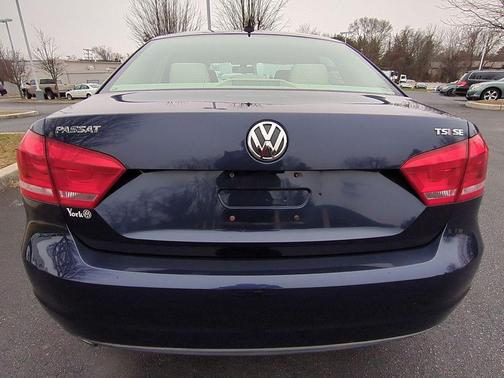 2014 Volkswagen Passat 1.8T Auto SE