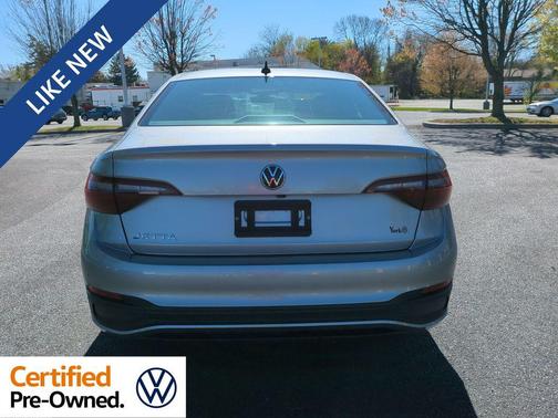 Silver Metallic 2024 Volkswagen Jetta 1.5T Sport