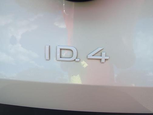 2023 Volkswagen ID.4 AWD Pro S Plus