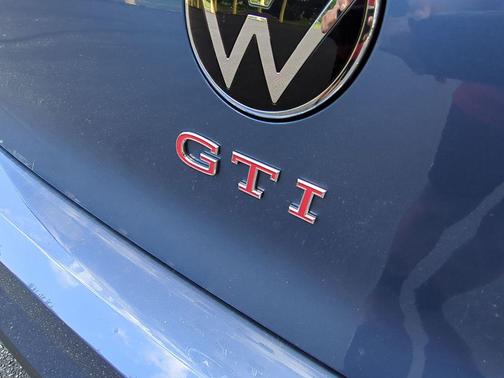2025 Volkswagen Golf GTI 2.0T S DSG