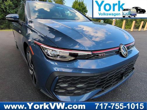 2025 Volkswagen Golf GTI 2.0T S DSG