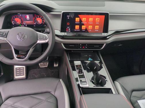 2026 Volkswagen Atlas Peak Edition