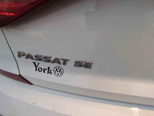 2017 Volkswagen Passat 1.8T SE