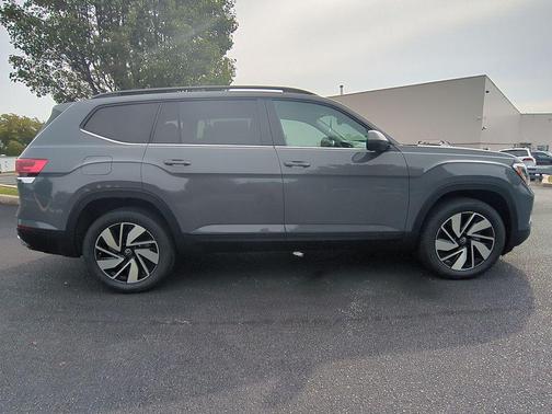 2026 Volkswagen Atlas 2.0T SE w/Technology 4MOTION