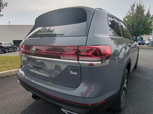 2026 Volkswagen Atlas 2.0T SE w/Technology 4MOTION