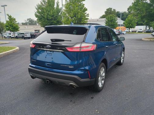 Blue Metallic 2020 Ford Edge Titanium