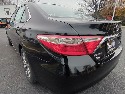 2016 Toyota Camry XLE