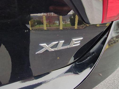 2016 Toyota Camry XLE