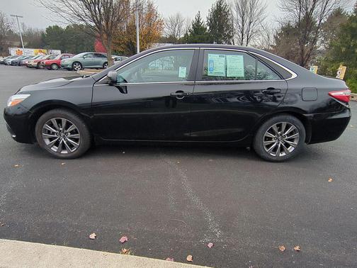 2016 Toyota Camry XLE