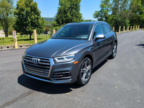 Daytona Gray Pearl 2018 Audi SQ5 3.0T Prestige
