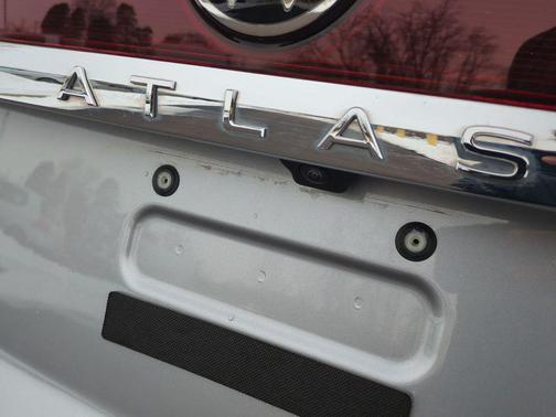 2024 Volkswagen Atlas Cross Sport 2.0T SE w/Technology 4MOTION