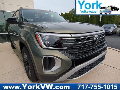 2025 Volkswagen Atlas 2.0T Peak Edition