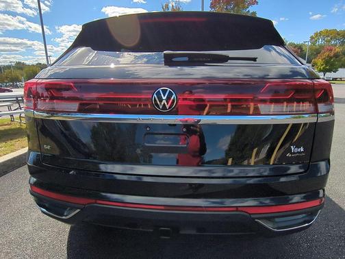 2026 Volkswagen Atlas Cross Sport 2.0T SE w/Technology 4MOTION