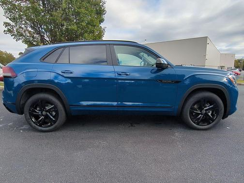 2026 Volkswagen Atlas Cross Sport 2.0T SEL