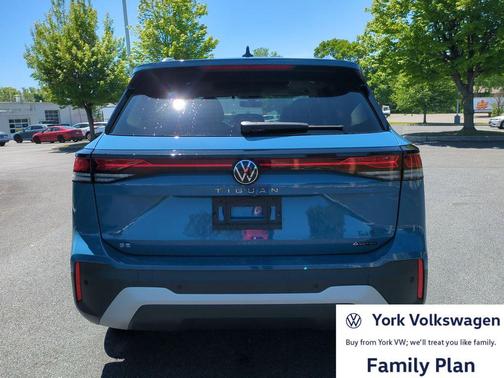 Monterey Blue Pearl 2026 Volkswagen Tiguan 2.0T SE 4MOTION