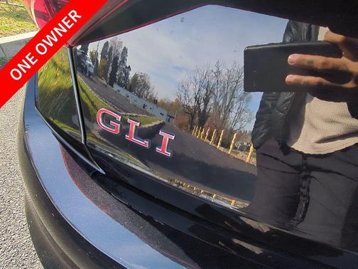 2024 Volkswagen Jetta GLI 2.0T Autobahn