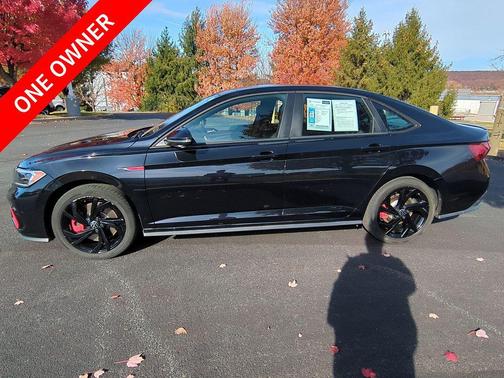 2024 Volkswagen Jetta GLI 2.0T Autobahn