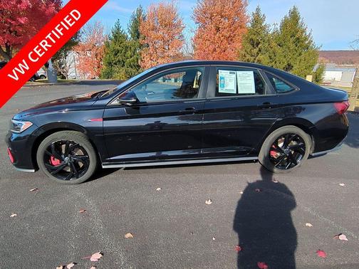 2024 Volkswagen Jetta GLI 2.0T Autobahn