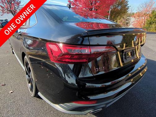 2024 Volkswagen Jetta GLI 2.0T Autobahn