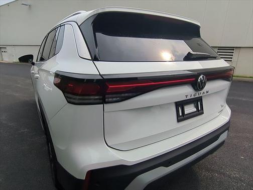 2025 Volkswagen Tiguan 2.0T S 4MOTION