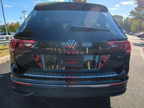 2024 Volkswagen Tiguan 2.0T Wolfsburg Edition
