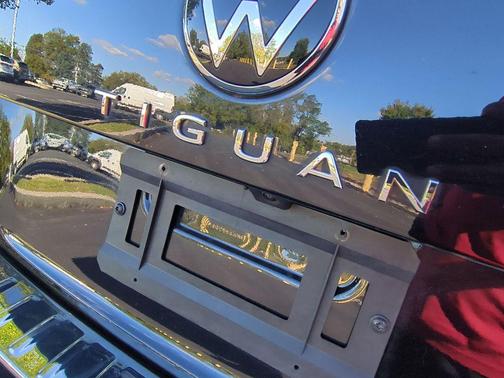 2024 Volkswagen Tiguan 2.0T Wolfsburg Edition