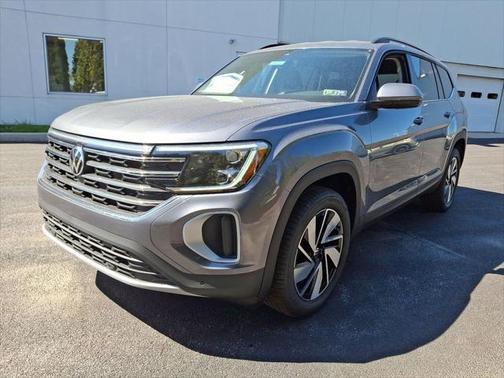 2025 Volkswagen Atlas 2.0T SE w/Technology 4MOTION