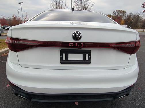 2025 Volkswagen Jetta GLI 2.0T Autobahn