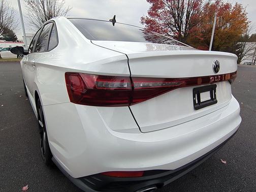 2025 Volkswagen Jetta GLI 2.0T Autobahn