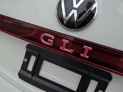 2025 Volkswagen Jetta GLI 2.0T Autobahn