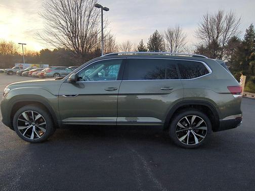 2026 Volkswagen Atlas 2.0T SEL Premium R-Line 4MOTION